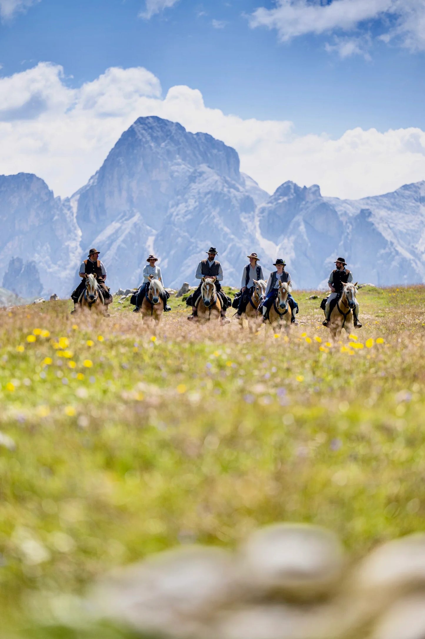 Brockenhurst: Private Horseback Ride & Feast + Pick-Up Available