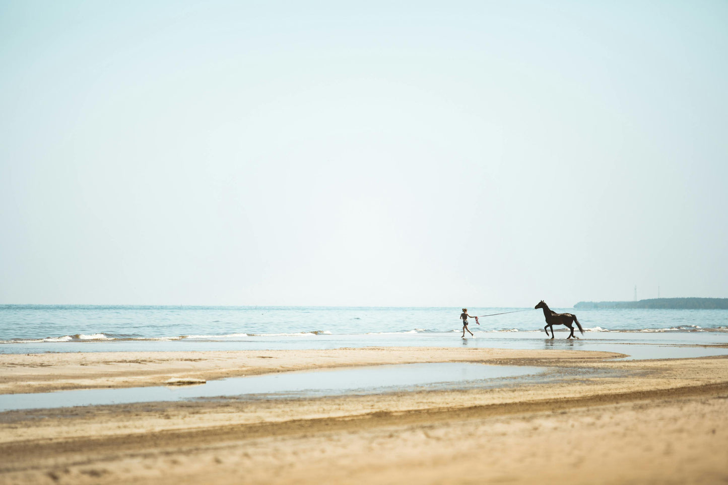 Kappalady: 1-Hour Exclusive Beach & Lagoon Horse Trek